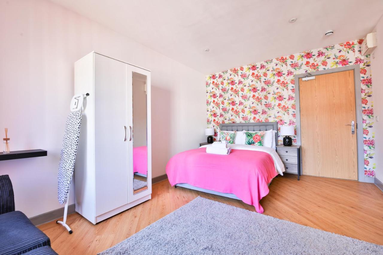 Princess Lofts City Centre Studios With Nespresso Coffee Machines & New Fast Wifi By Stayright Swansea Exterior foto