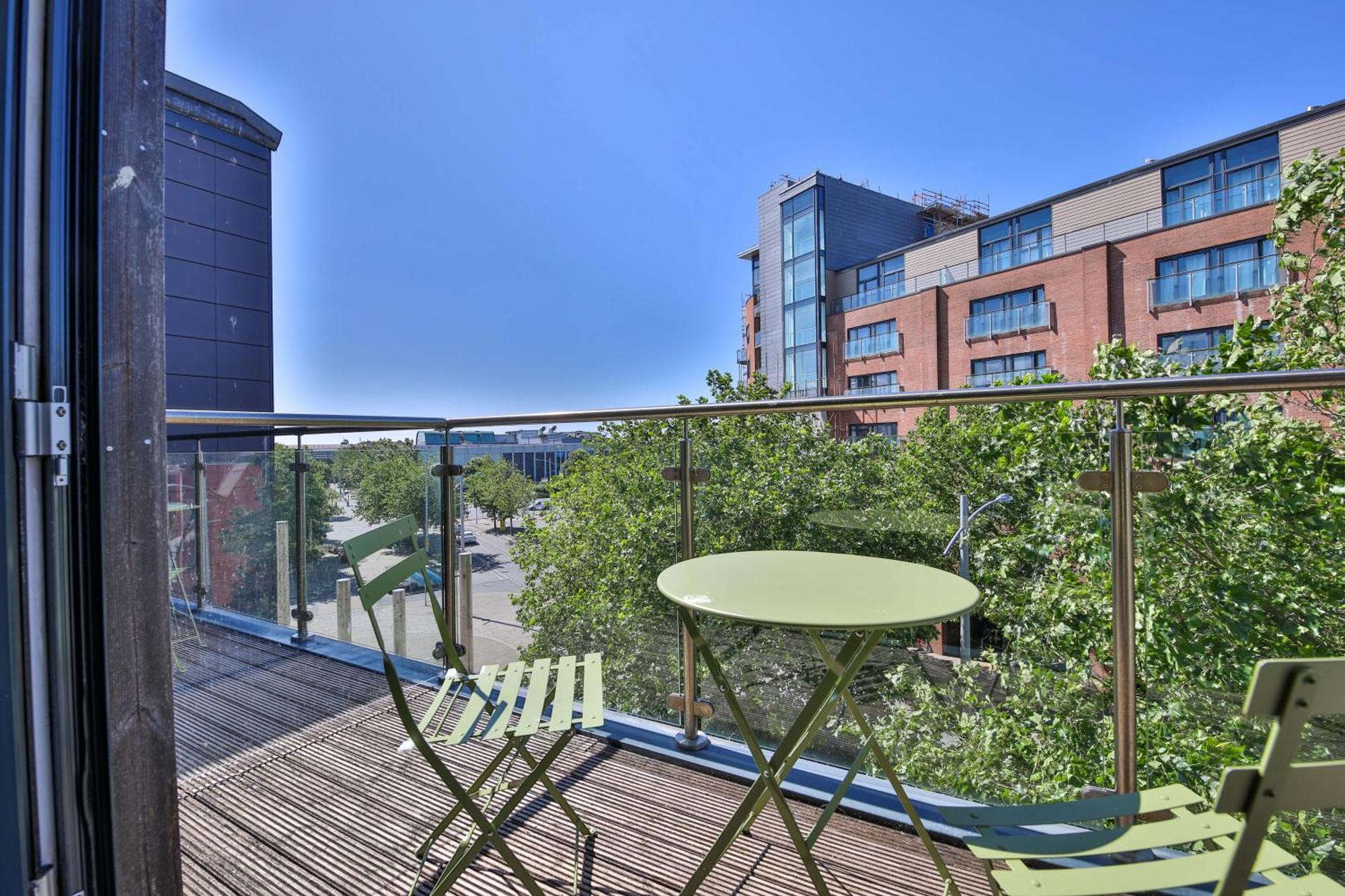 Princess Lofts City Centre Studios With Nespresso Coffee Machines & New Fast Wifi By Stayright Swansea Exterior foto