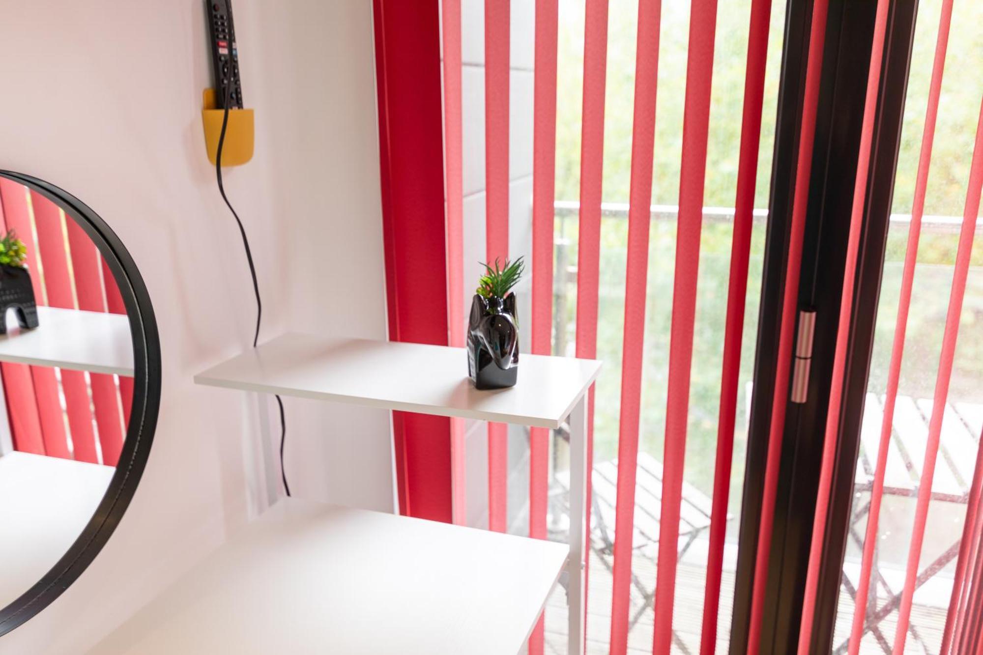 Princess Lofts City Centre Studios With Nespresso Coffee Machines & New Fast Wifi By Stayright Swansea Exterior foto