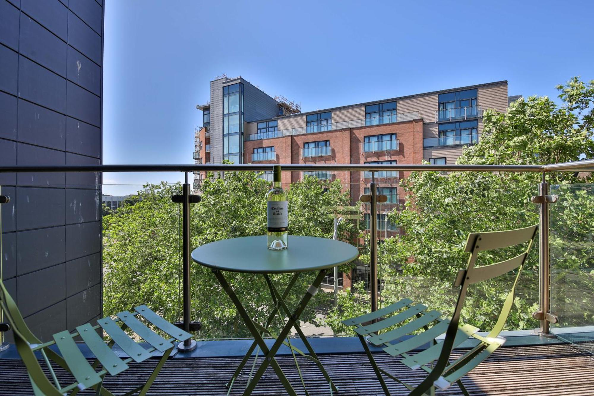 Princess Lofts City Centre Studios With Nespresso Coffee Machines & New Fast Wifi By Stayright Swansea Quarto foto